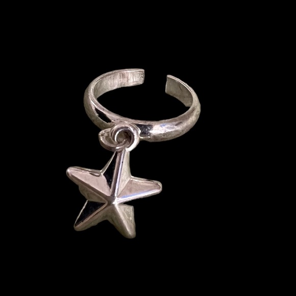 925 Sterling SILVER ADJUSTABLE RING (Star) - Picture 2 of 3